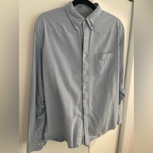 Men’s Uniqlo Dress Shirt Size L Collared Button Up Light Blue